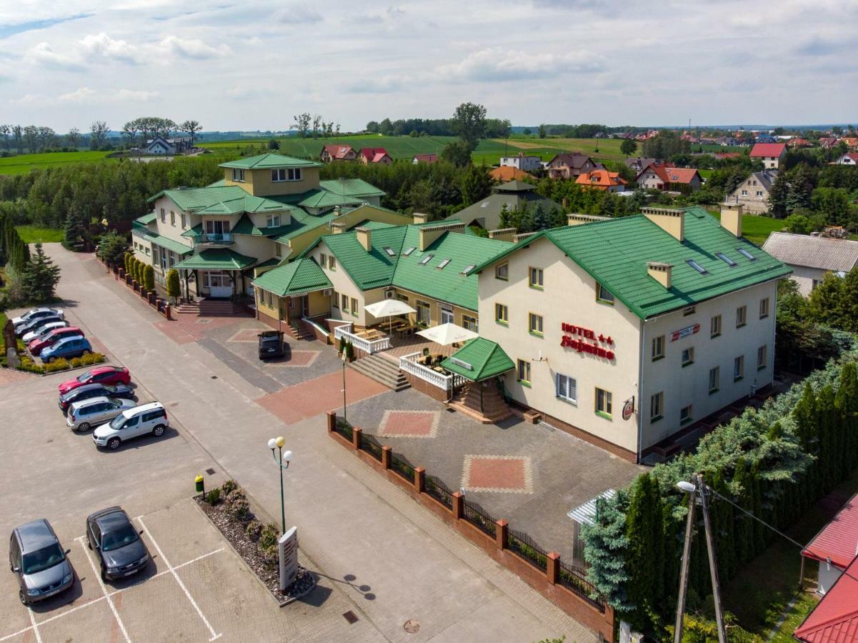 Hotel Sajmino Family House à Ostróda Extérieur photo