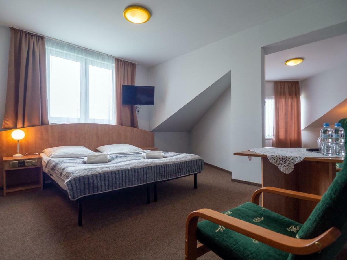 Hotel Sajmino Family House à Ostróda Extérieur photo